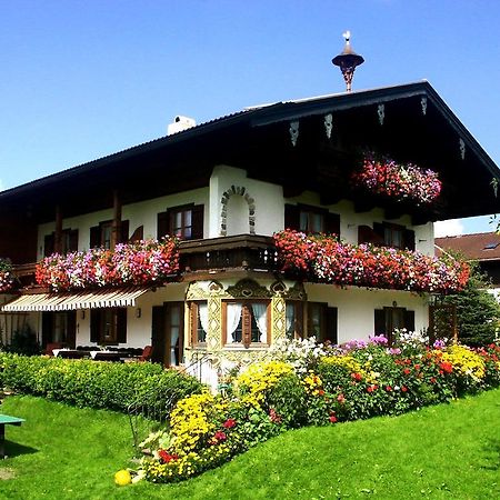 Gaestehaus Restner - Chiemgau Karte 인젤 외부 사진